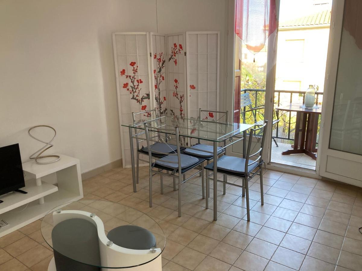 L Olivier Apartment Prades  Ngoại thất bức ảnh